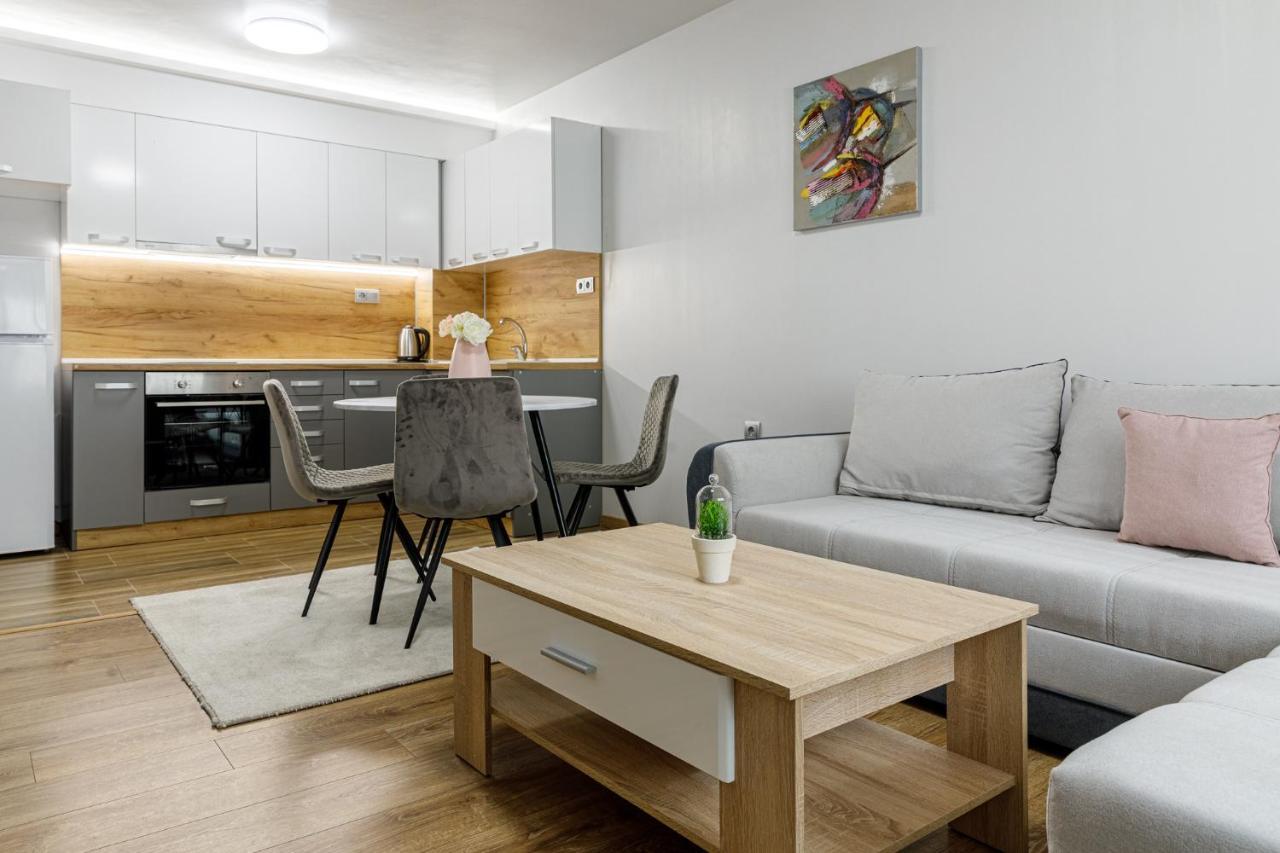 Баня Аква Ризорт Apartment Ngoại thất bức ảnh