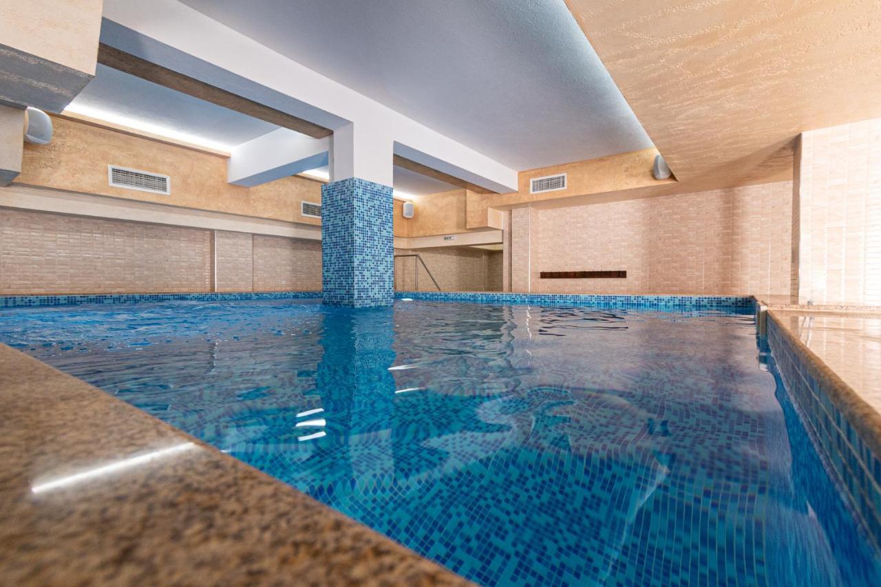 Баня Аква Ризорт Apartment Ngoại thất bức ảnh
