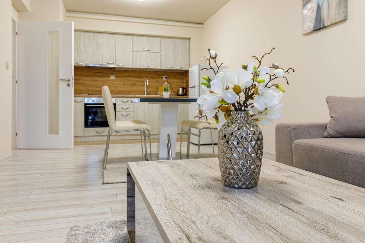 Баня Аква Ризорт Apartment Ngoại thất bức ảnh