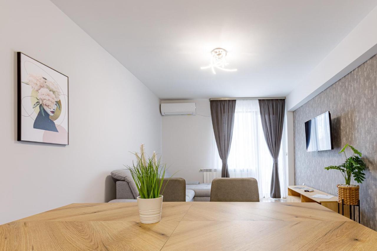 Баня Аква Ризорт Apartment Ngoại thất bức ảnh