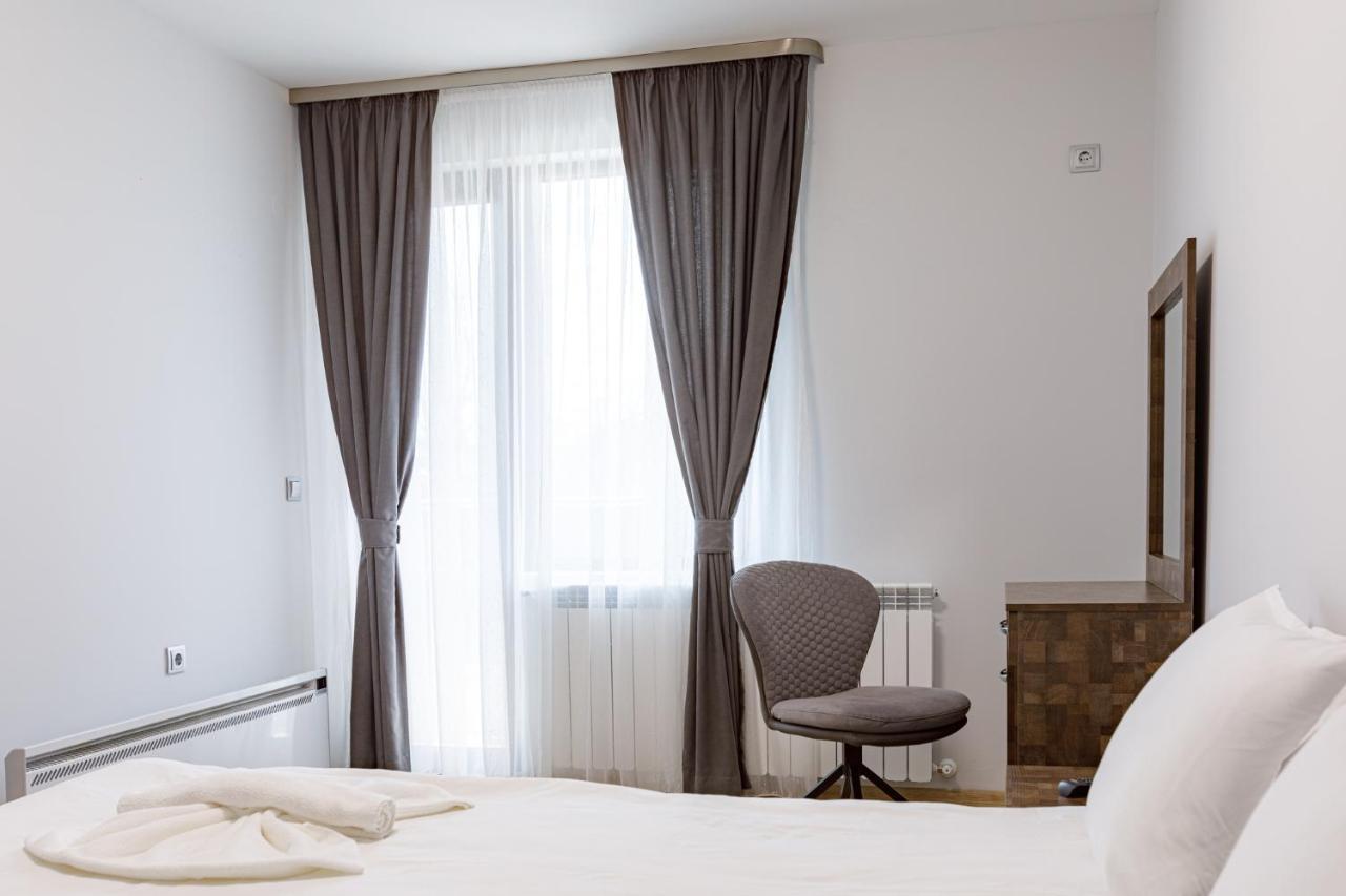 Баня Аква Ризорт Apartment Ngoại thất bức ảnh
