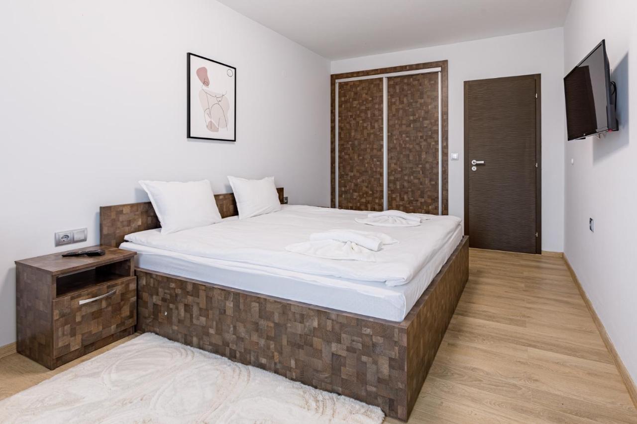 Баня Аква Ризорт Apartment Ngoại thất bức ảnh
