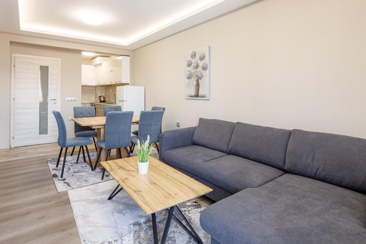 Баня Аква Ризорт Apartment Ngoại thất bức ảnh
